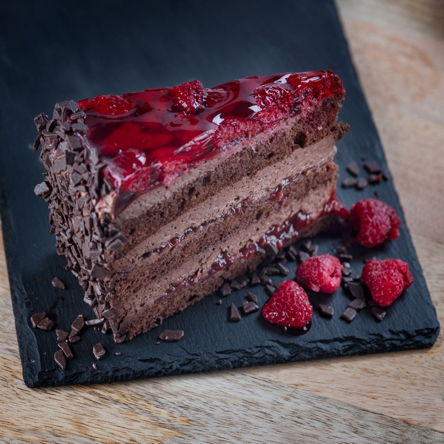 NOVINKA – legenda čokomalinový dort